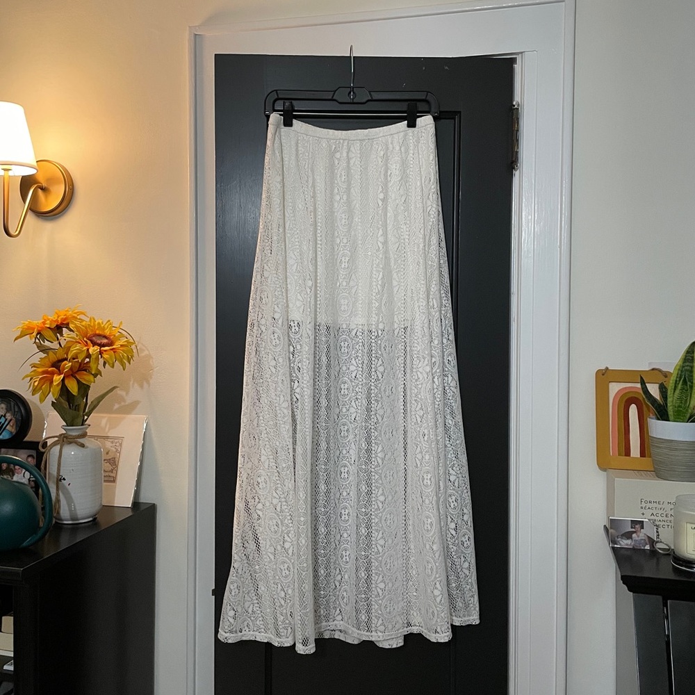 NEW Hollister White Lace Maxi Skirt